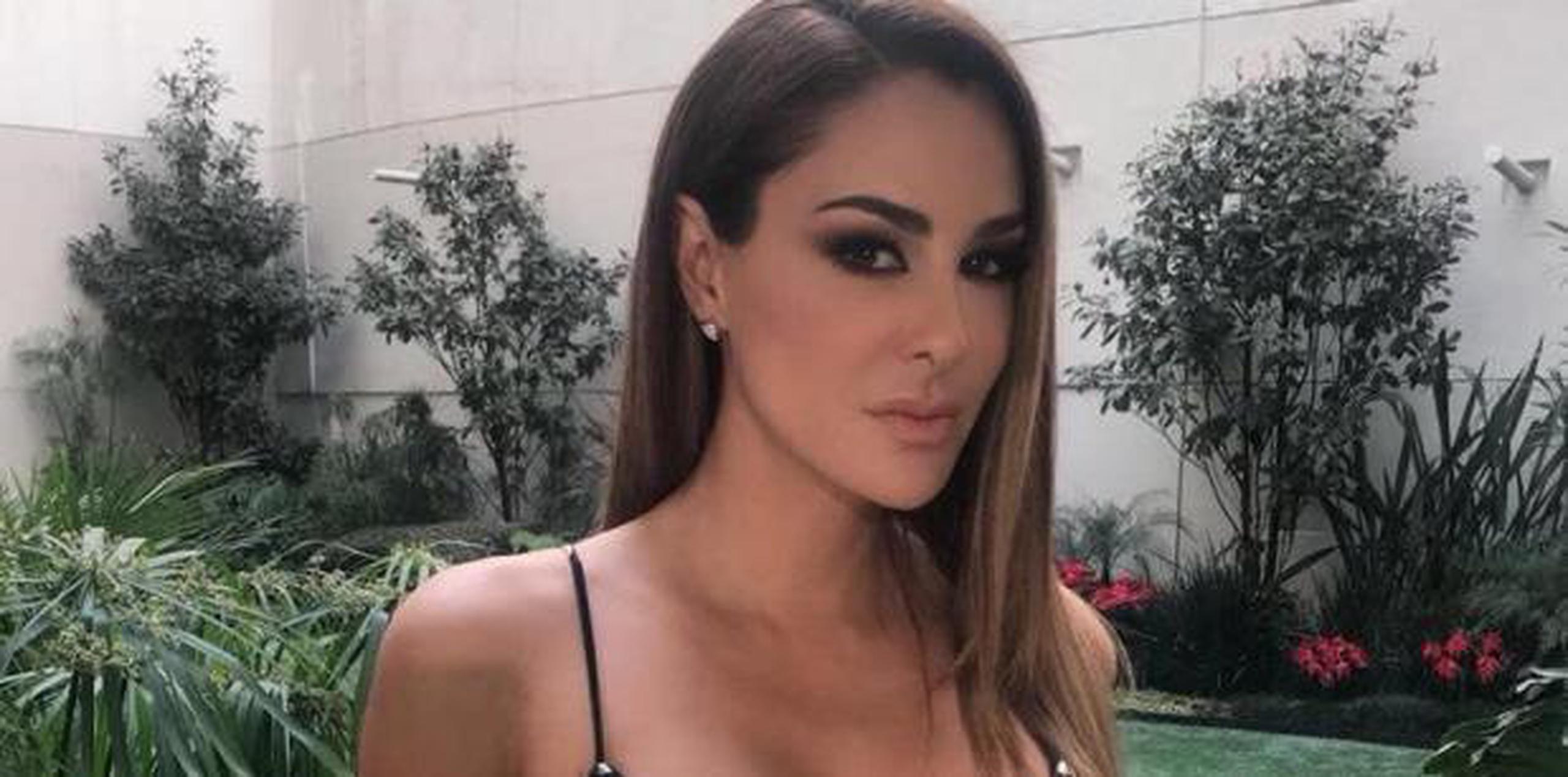 Ninel Conde Muestra Su Sensual Figura En Bikini A Sus A Os Primera Hora