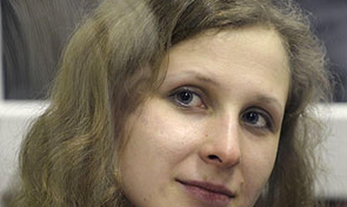 Roquera De Pussy Riot Encarcelada Concluye Ayuno Primera Hora