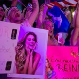 FOTOS: Fanáticos de Madison se dan cita en el Distrito T-Mobile para ver la final de "La casa de los famosos 3"