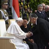 El papa desde Hungría: ¿Dónde están los esfuerzos para la paz en Ucrania?