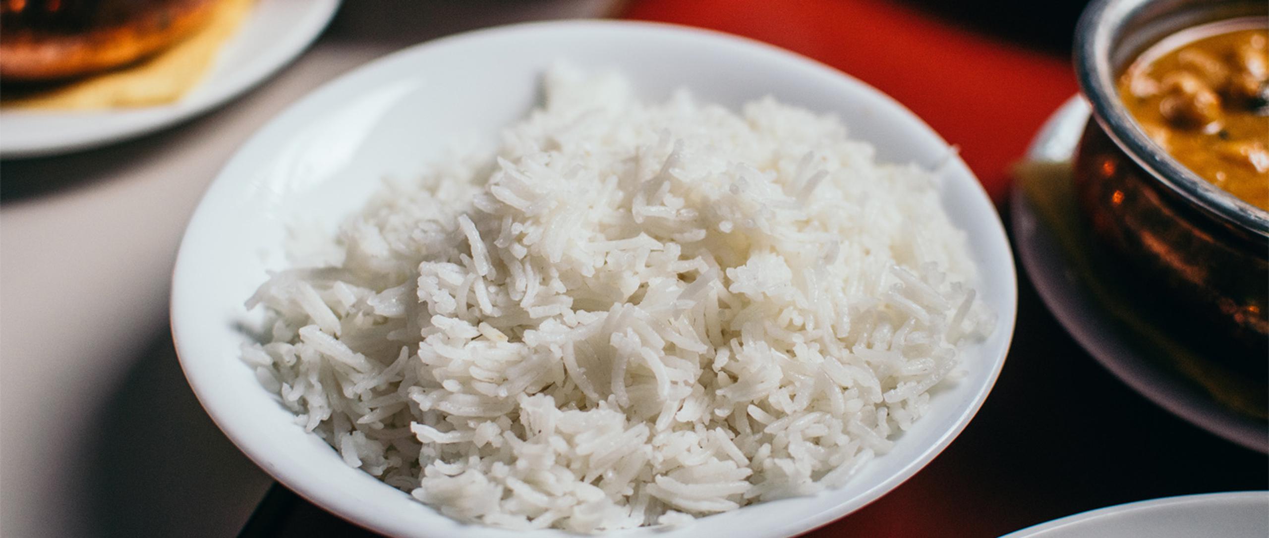 Consumir 50 gramos de arroz integral en lugar de blanco reduciría el riesgo de diabetes en un 16%. (Pille-Riin Priske / Unsplash)