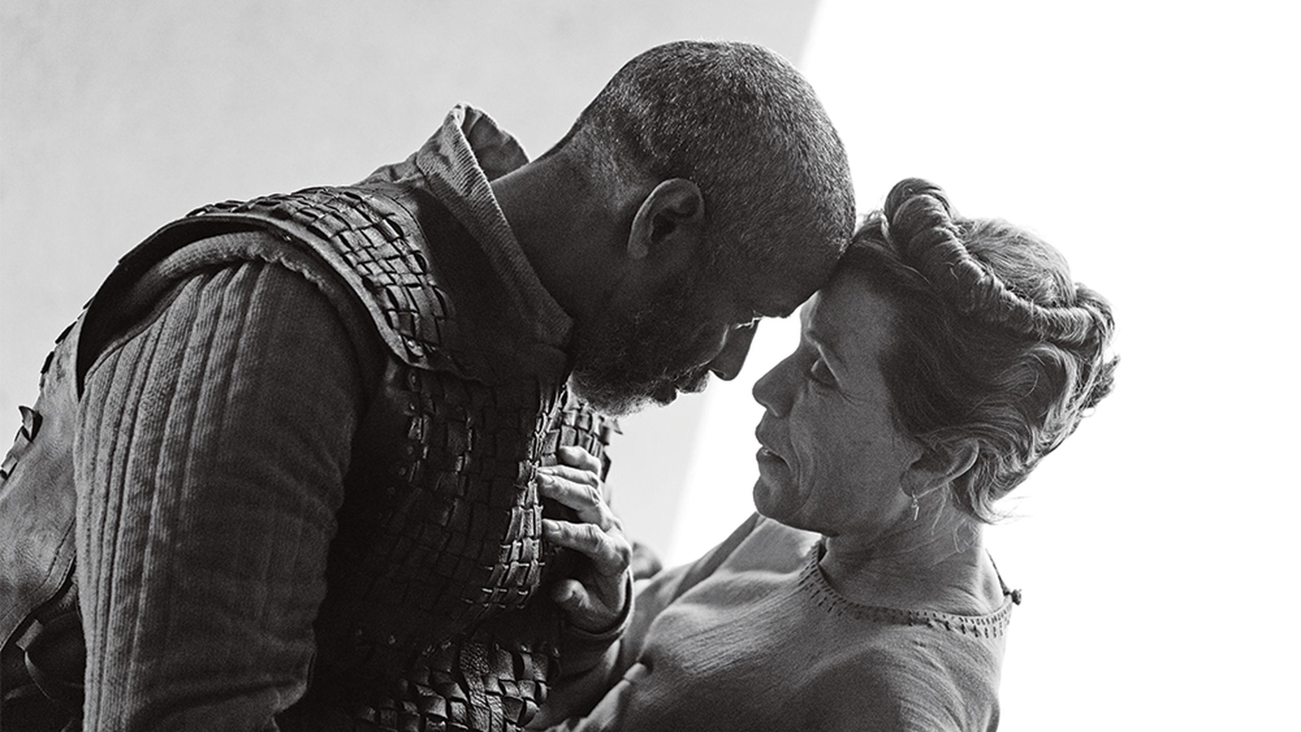 Denzel Washington y Frances McDormand en "The Tragedy of Macbeth".