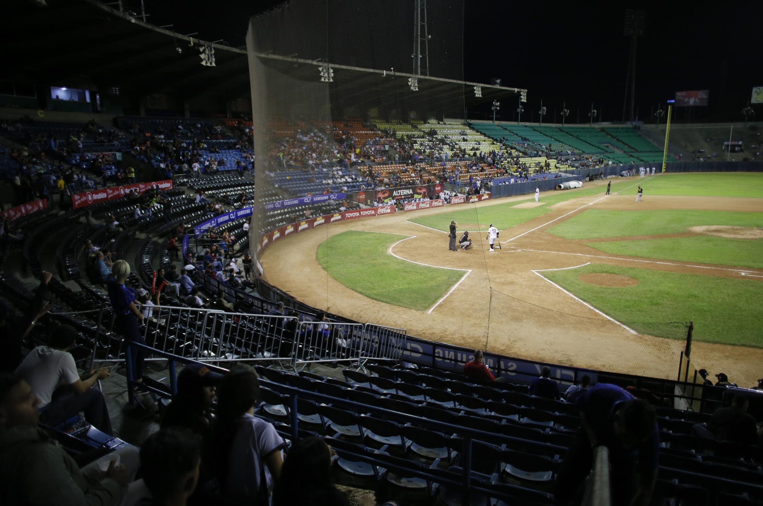 La Liga de Béisbol Profesional de Venezuela lleva varios años teniendo muchos problemas debido a sanciones contra el gobierno de Maduro.