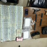 Ocupan dos kilos de cocaína y armas ilegales en Toa Baja