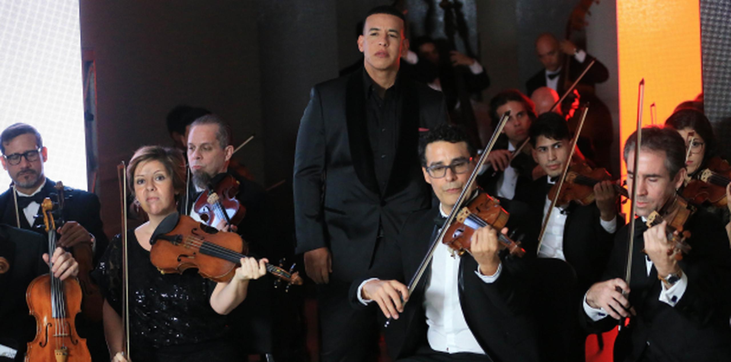 Daddy Yankee confiesa que “grabar con la (Orquesta) Sinfónica de Puerto Rico era algo que estaba en mi ‘bucket list’.  (david.villafane@gfrmedia.com)