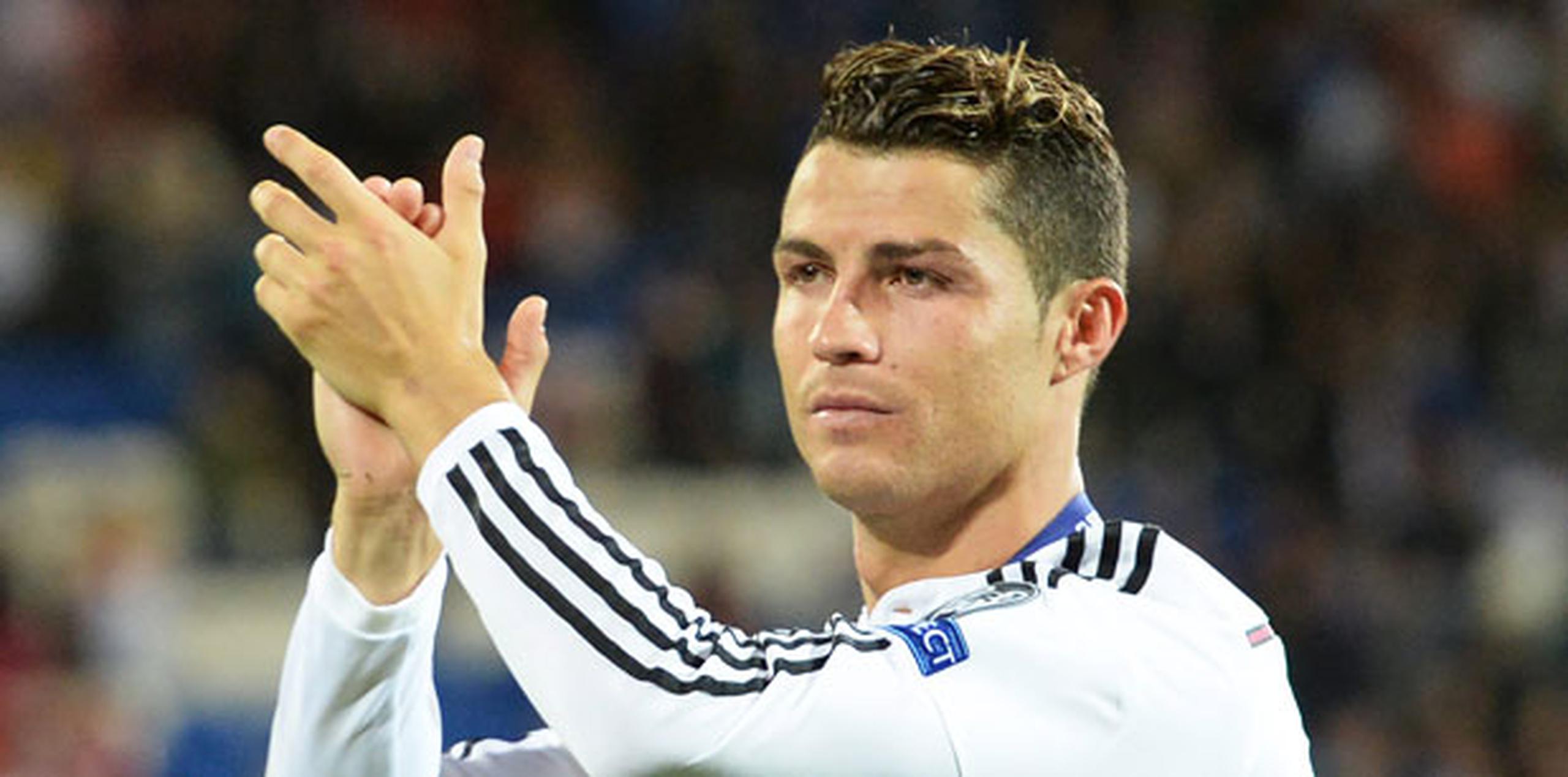 La pasada campaña para el Real Madrid, acabó con la imagen de Cristiano Ronaldo, a pecho descubierto, tras marcar el gol que sentenciaba la final de la Liga de Campeones. (Archivo)