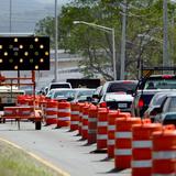 Alertan de cierre de carril en la autopista Luis A. Ferré