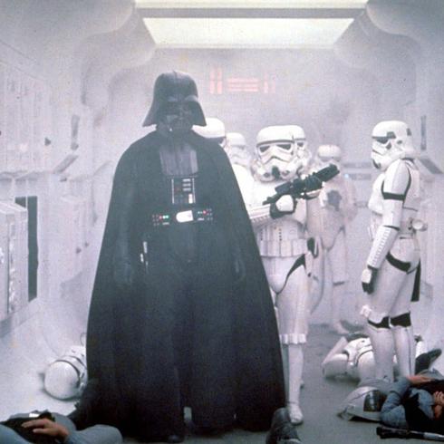 Muere actor británico Dave Prowse, que encarnó a Darth Vader en Star Wars
