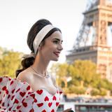 París enfrenta flujo de fans de Emily