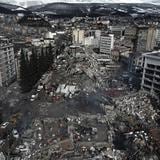 La ONU anuncia una primera ayuda de $25 millones por los terremotos en Turquía y Siria