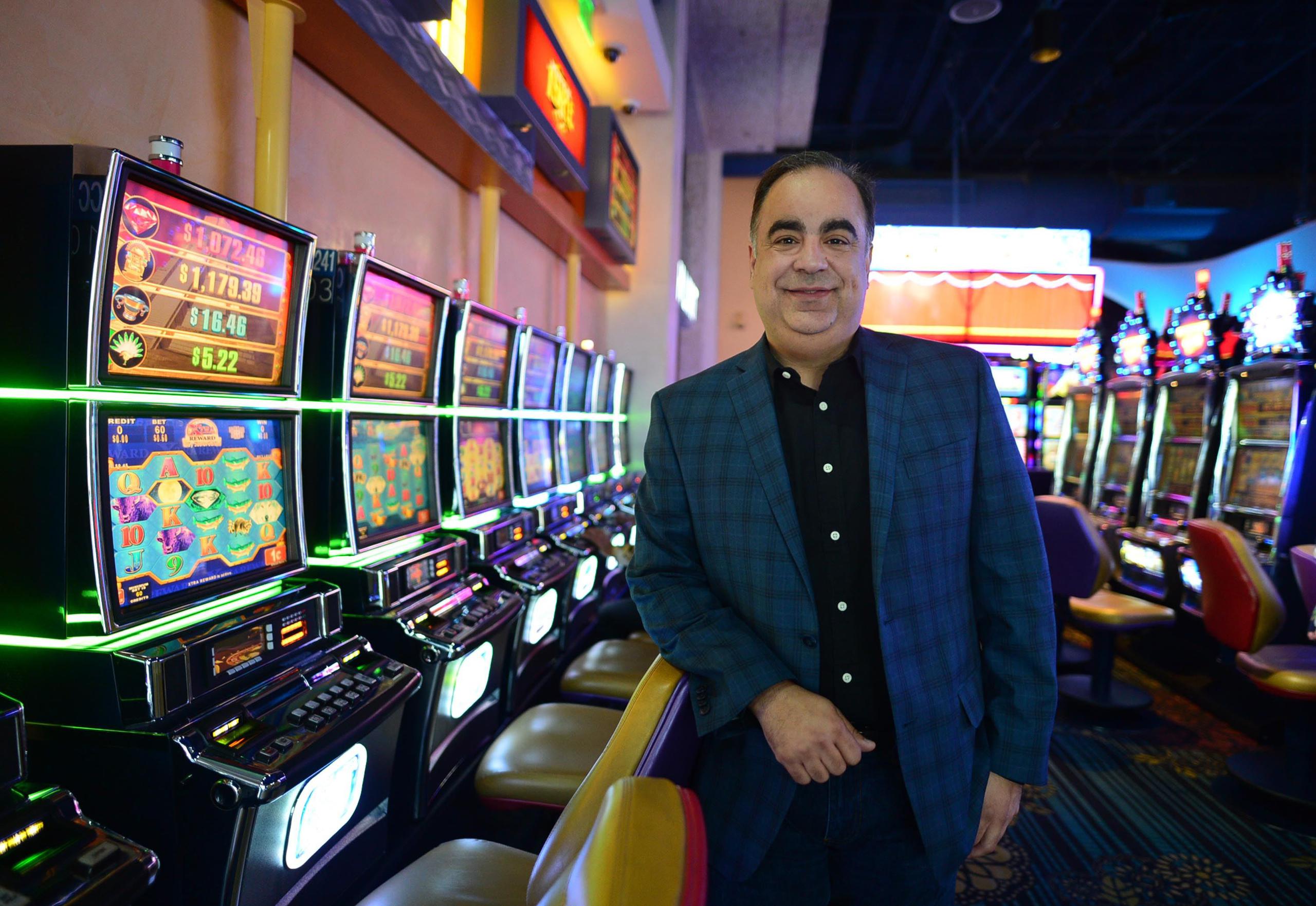 Ismael Vega, gerente general del Casino Metro del hotel Sheraton Puerto Rico, en Miramar, indicó que el casino celebrará su décimo aniversario en noviembre con varios eventos especiales. (GFR Media)