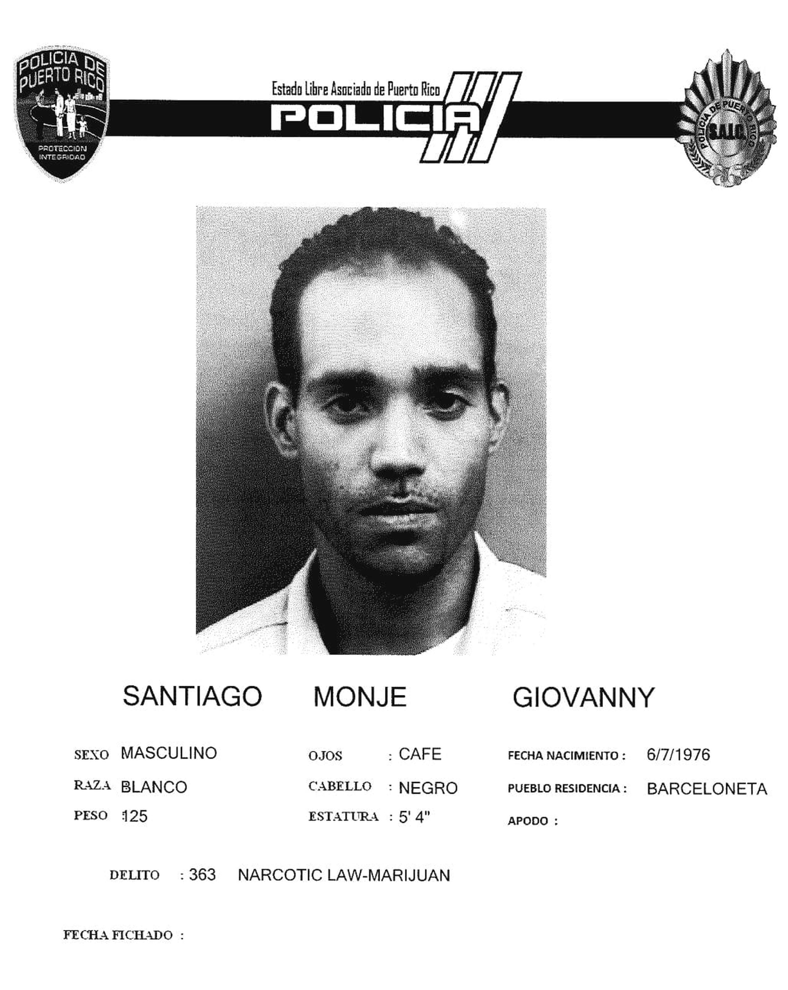 Giovanny Santiago Monje fue asesinado en los predios de terminal de carros públicos, en Vega Alta.