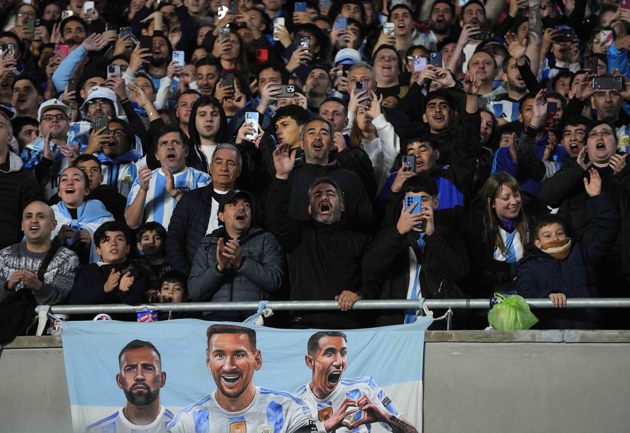 Argentina fue sede del Mundial de 1978; Uruguay organizó el primer evento en 1930 y Paraguay nunca antes ha recibido el máximo evento del fútbol mundial.