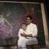 Éktor Rivera logra reproducciones limitadas de la obra en honor a Rita Moreno