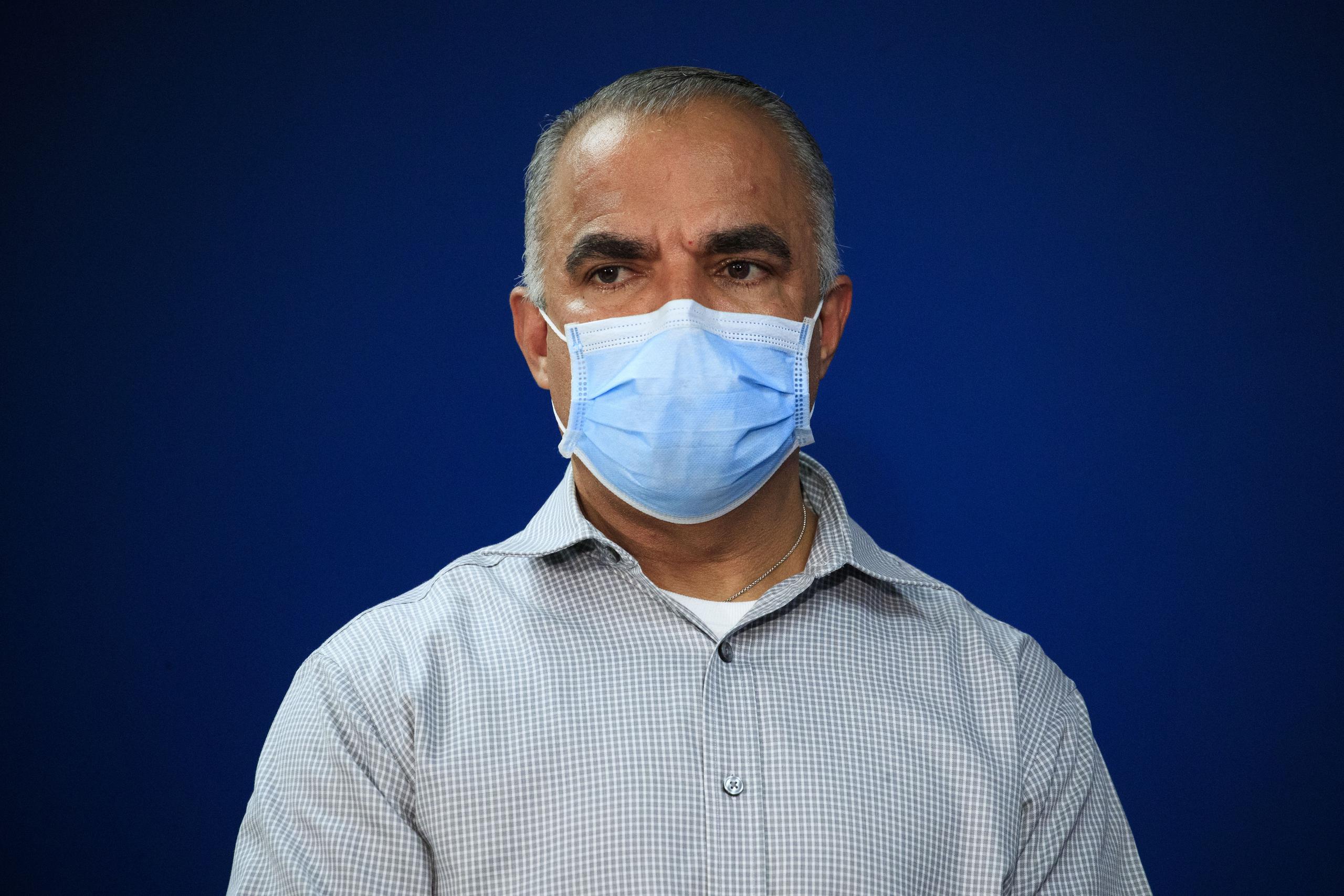 Lorenzo González Feliciano, secretario del Departamento de Salud