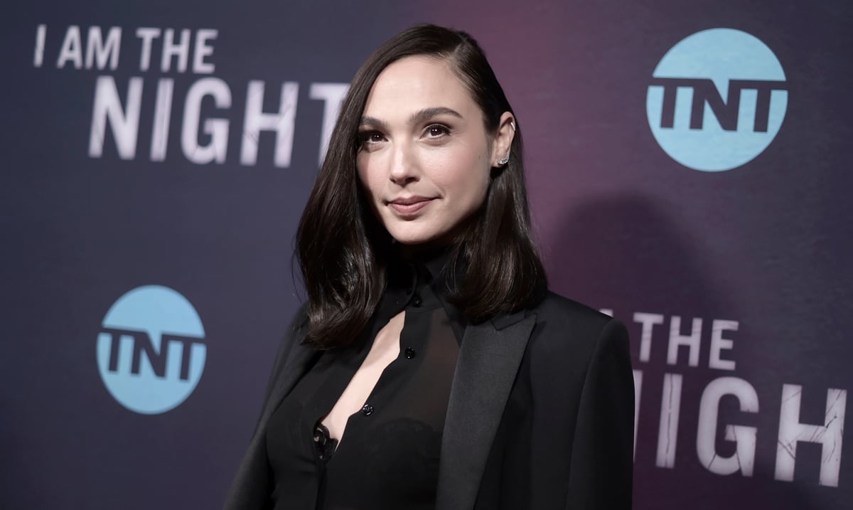 Gal Gadot travels to Puerto Rico, Brazil and other cities