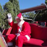 Niños quedan expuestos a COVID tras evento con Santa Claus