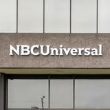 Jefe de NBCUniversal renuncia tras sostener una “relación inapropiada” con una empleada 