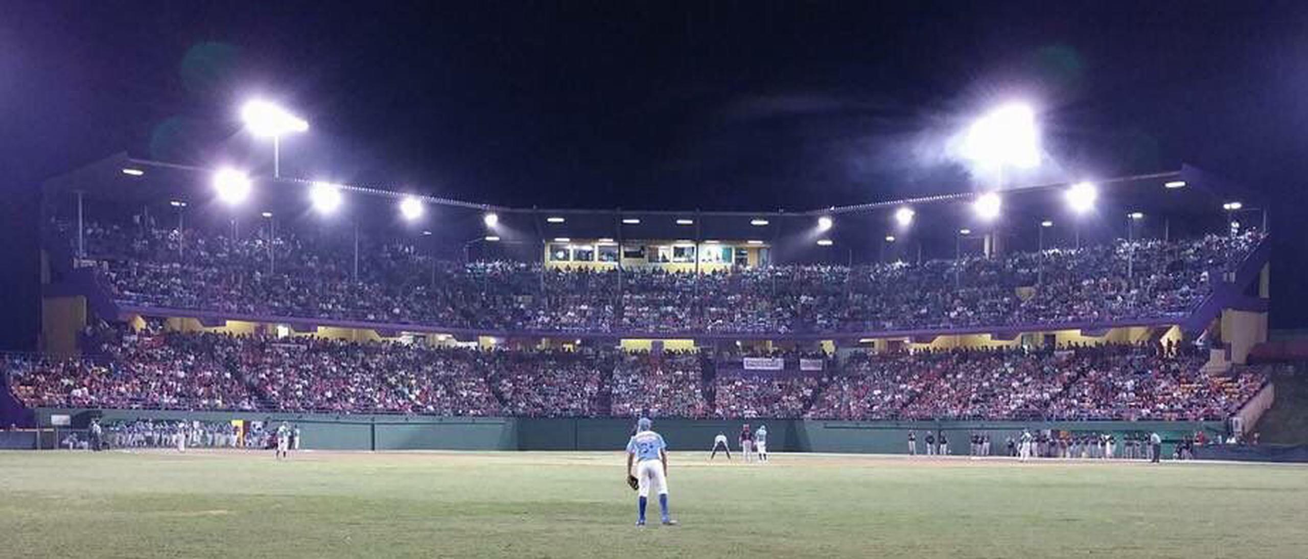 Al Estadio Francisco Negrón, hogar de los Artesanos de las Piedras del Béisbol Superior Doble A, se le asignó un presupuesto de $5 millones.