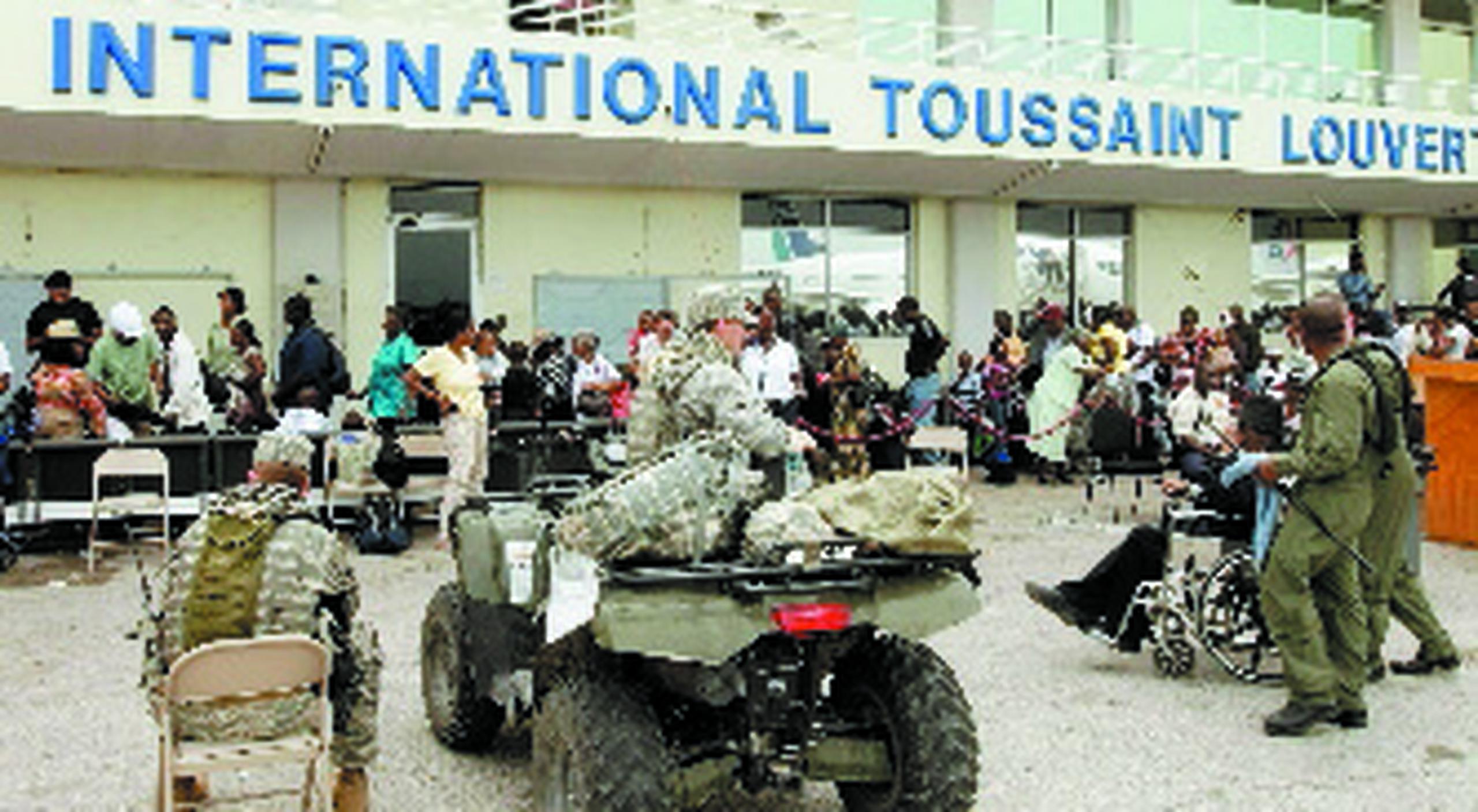 El presidente del Comité Olímpico de Haití, Hans Larsen, explicó que aunque el aeropuerto Toussaint Louverte, aquí en una foto de archivo, continúa abierto tras el asesinato del presidente Jovenel Moise el pasado 7 de julio, habría problemas con los vuelos de salida.