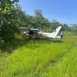 Avioneta realiza aterrizaje de emergencia en Manatí