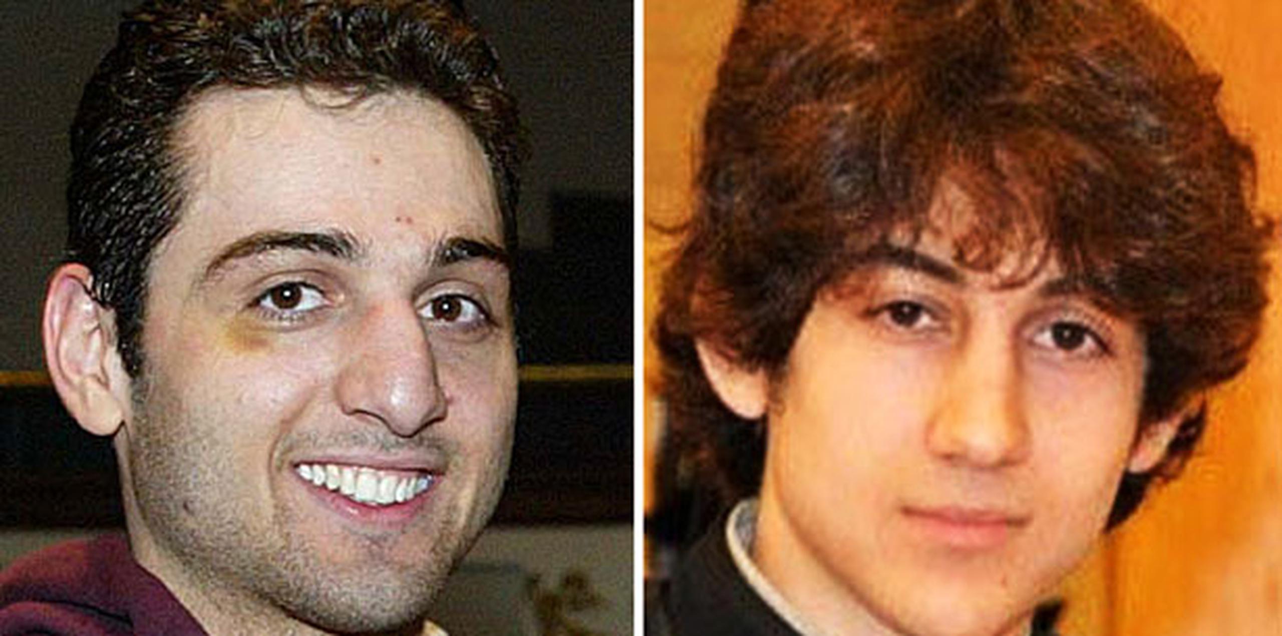 Tsarnaev asiente afirmativamente cuando la juez federal le pregunta si es consciente de que está junto a su abogado. (AP)
