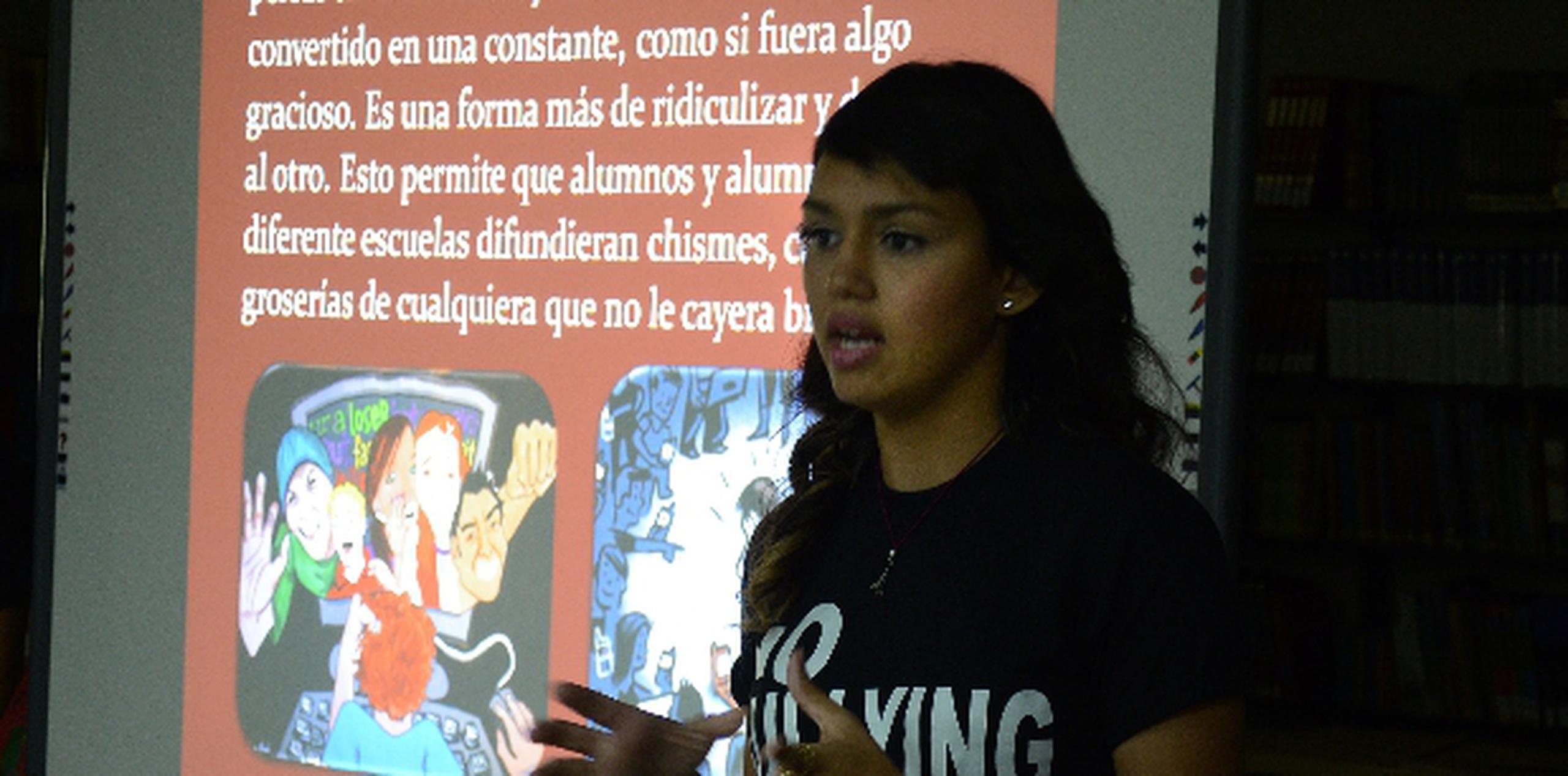 La estudiante de la escuela Juan Serrallés, Griselle Acosta, fue una de los cinco jóvenes que crearon la iniciativa “Stop Bullying”, en la búsqueda de prevenir este grave problema que se vive en los planteles. (Para Primera Hora/ Edgar Vázquez)
