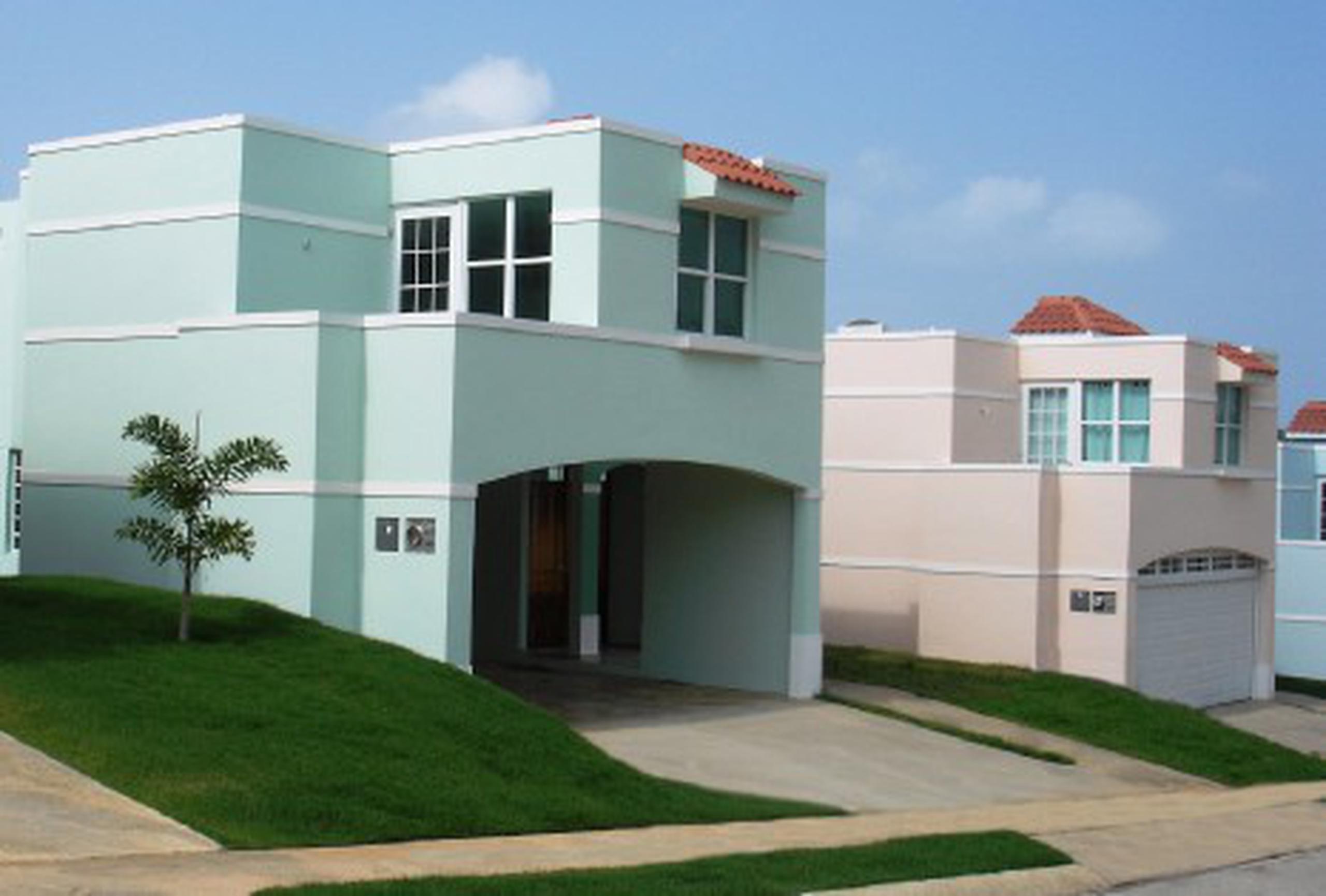 Últimas unidades en River Edge Hills, Luquillo Primera Hora