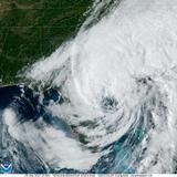 Ian vuelve a convertirse en huracán categoría 1 y se dirige a Carolina del Sur