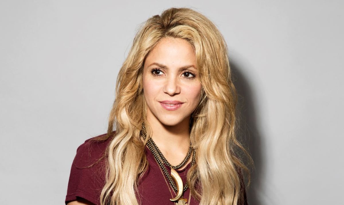 Shakira surprises his fans with dramatic change of look