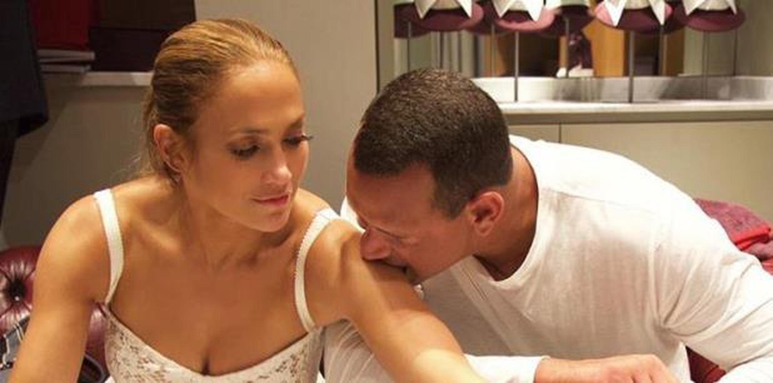 Jennifer López tiene 49 años y Alex Rodríguez 43. (Instagram / @jlo)