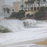 Alertan a no visitar las playas este fin de semana largo por fuertes marejadas causadas por baja presión
