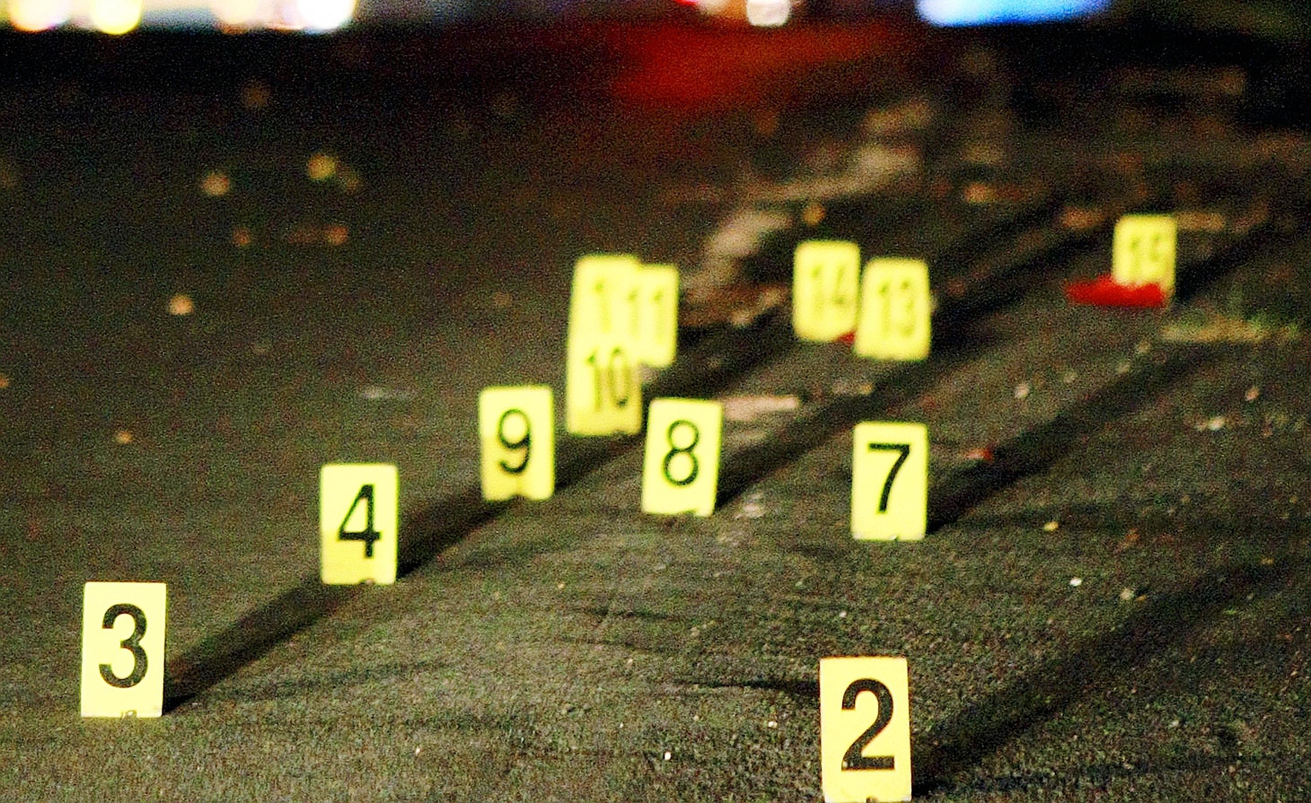 En la escena se ocuparon varios casquillos de bala calibre .40.