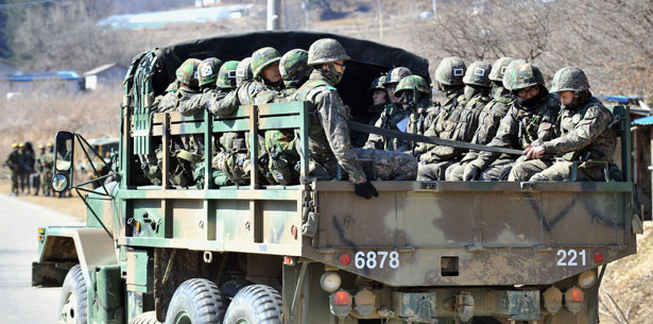 Tras las amenazas de Corea del Norte, Estados Unidos y Corea del Sur se mantienen alerta y observan con detenimiento los movimientos en las bases norcoreanas. (AP)