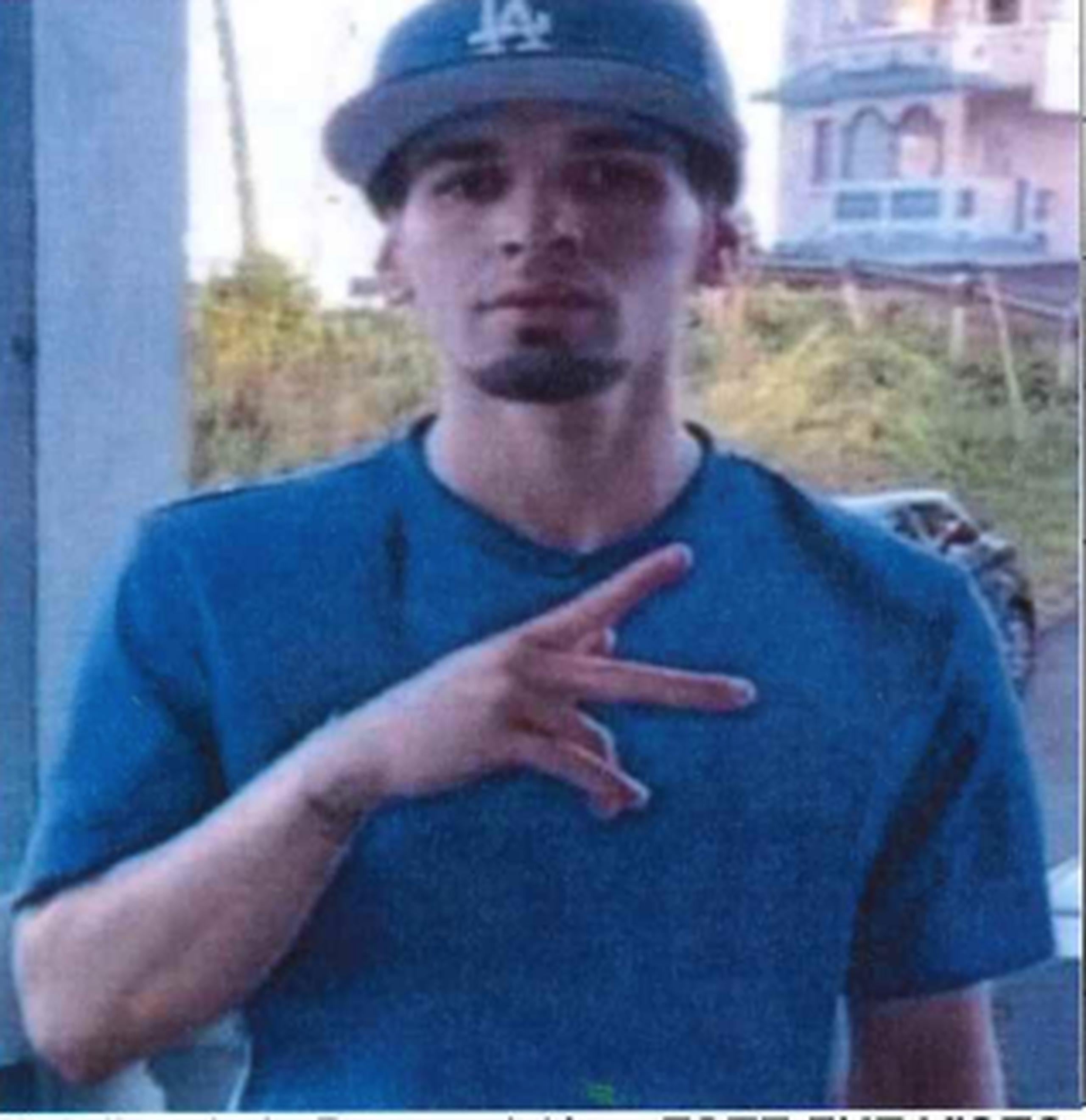 Alexander Leonel Rivera Reyes, de 28 años, fue visto por última vez a finales de agosto de este año, en las inmediaciones del barrio Río Hondo II, en Comerío.