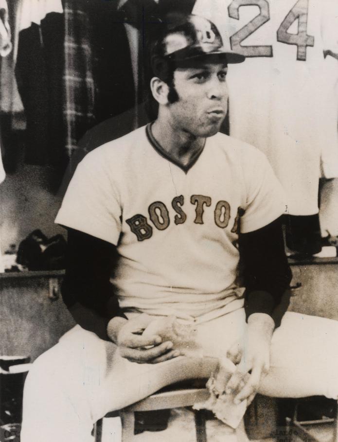 Orlando 'Peruchín' Cepeda en 1973, cuando jugó para los Red Sox.