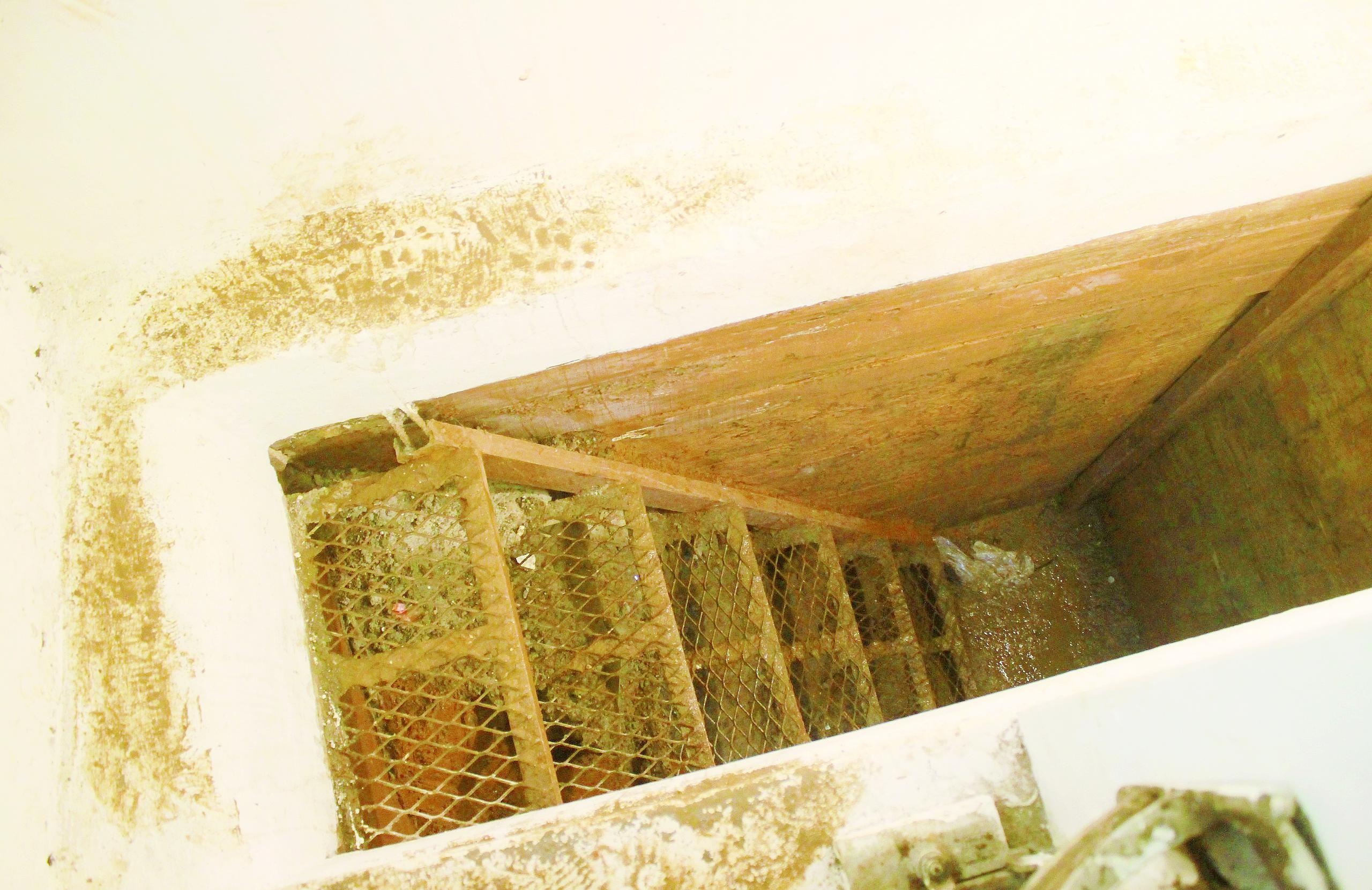 Entre las modificaciones, se clausuró el ducto de la bañera que iba hacia el túnel por donde huyó “El Chapo” y se eliminaron las cámaras que vigilaban todos los ángulos del exterior.