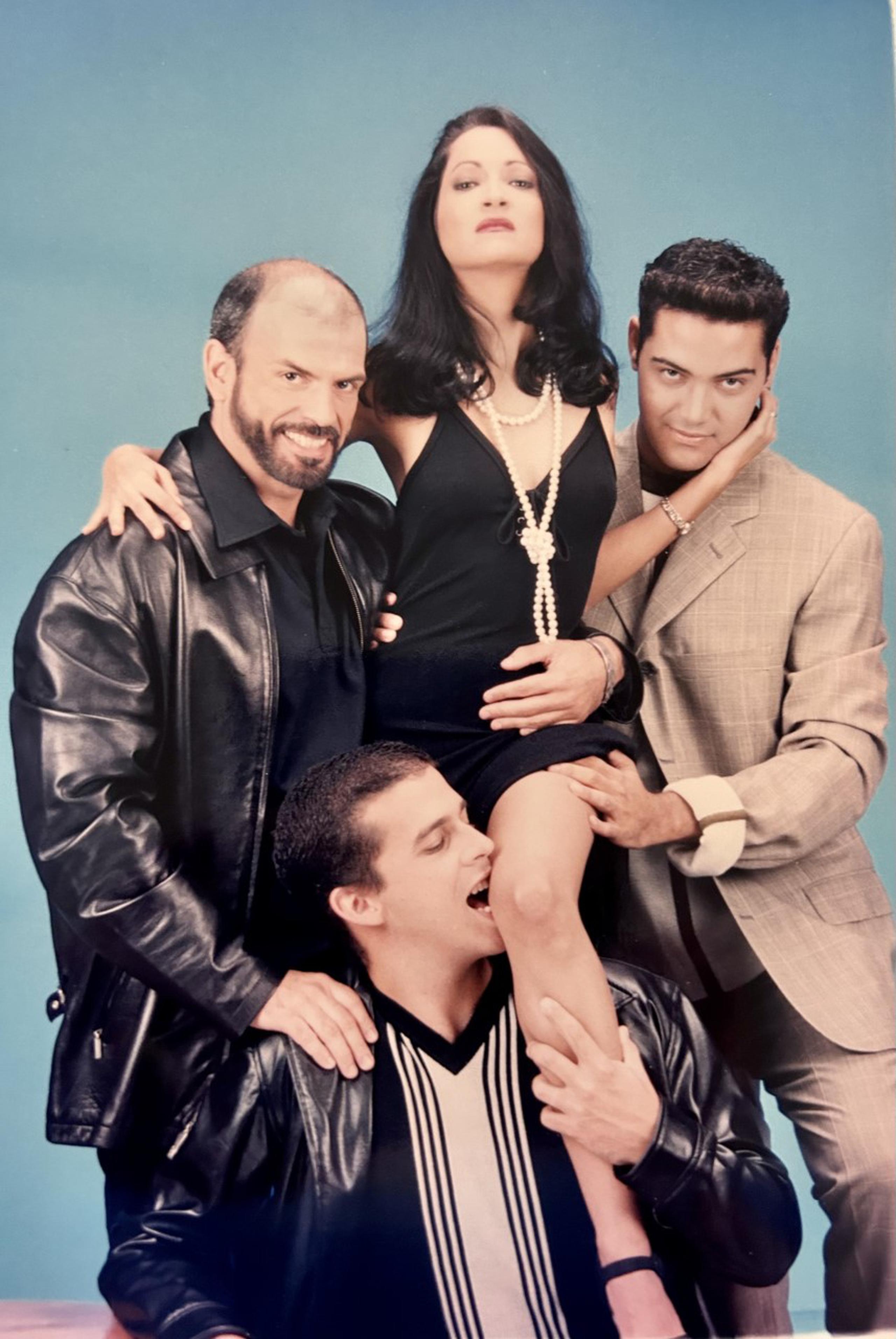 En la foto, los protagonistas de "El callejón de los cuernos", Jorge Luis Ramos, Blanca Lissette Cruz, Jose Brocco y Manolo Castro.