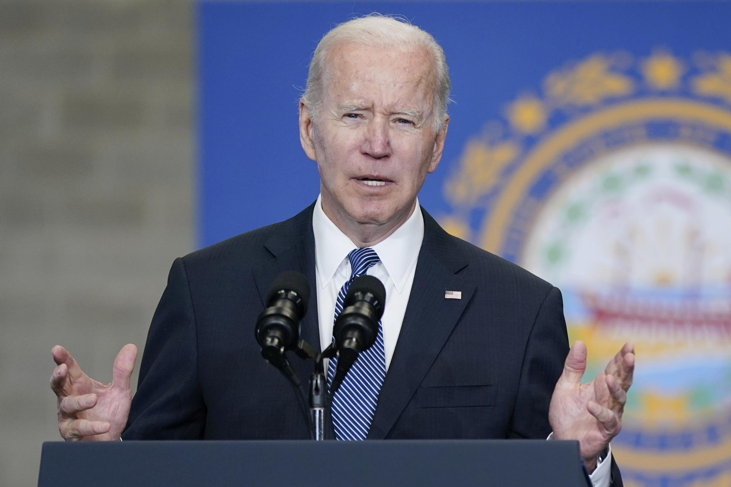 La decisión del presidente Joe Biden, confirmada por una fuente oficial, surge luego que el secretario de Defensa Lloyd Austin pidió el despliegue. (AP Photo/Patrick Semansky)