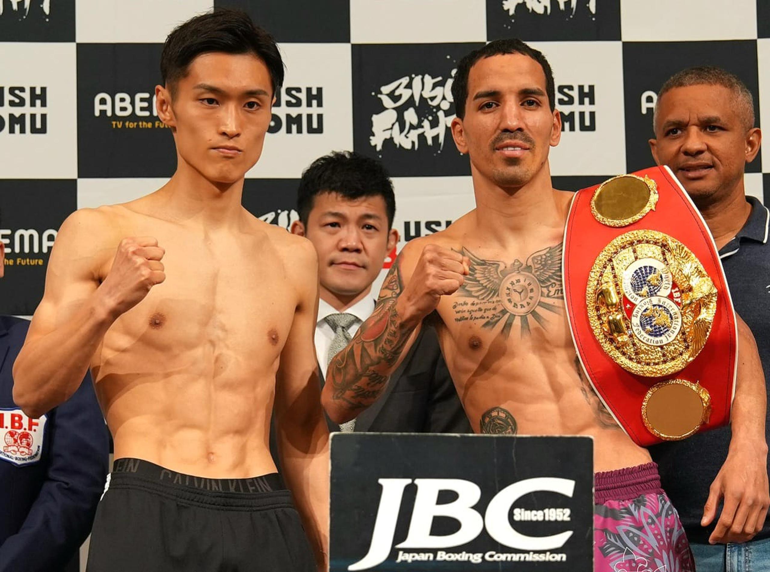 Manny Rodríguez (derecha) arriesgará la faja de la Federación Internacional de Boxeo ante Ryosuke Nishida.