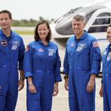 NASA escoge a SpaceX para descensos en la Luna