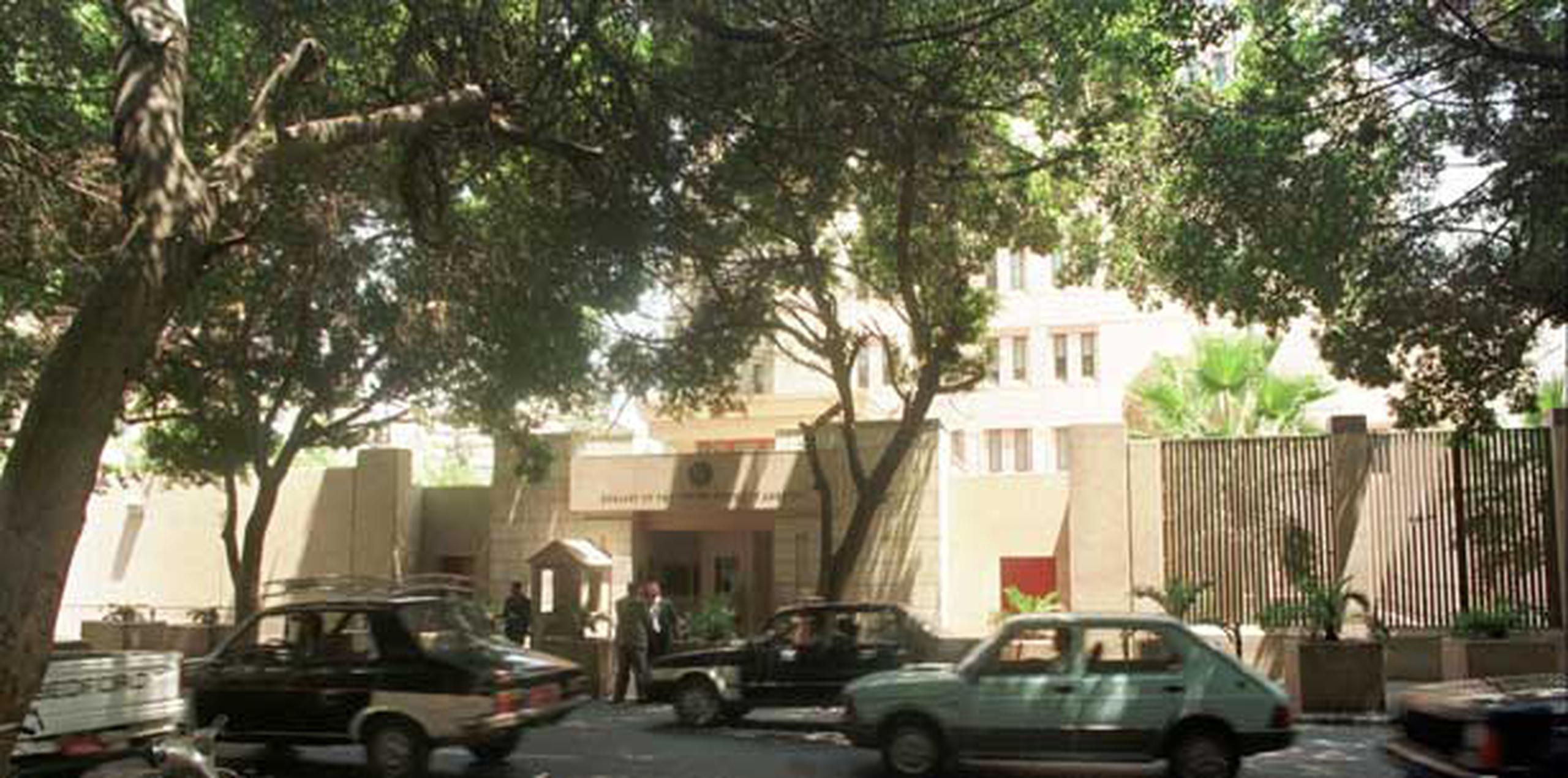 La embajada de Estados Unidos en El Cairo, Egipto, es una de las que permanecerá cerrada el domingo.