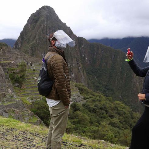 Turistas regresan a Machu Picchu