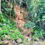 Cierran carretera de Ciales a Morovis por deslizamiento de tierra 