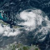 Franklin se convierte en huracán en aguas abiertas del Océano Atlántico