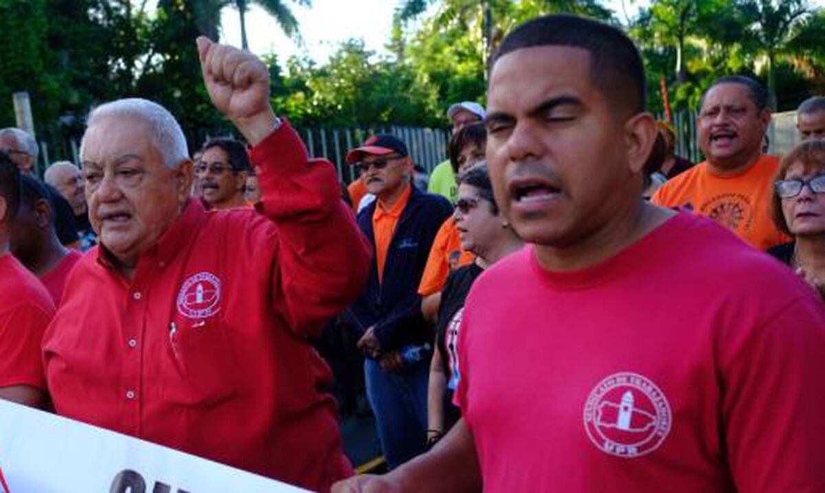 Protesta hoy en los portones de la administración de la UPR - Primera Hora