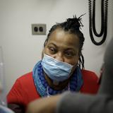 Médicos realizan primer trasplante de tráquea en Estados Unidos