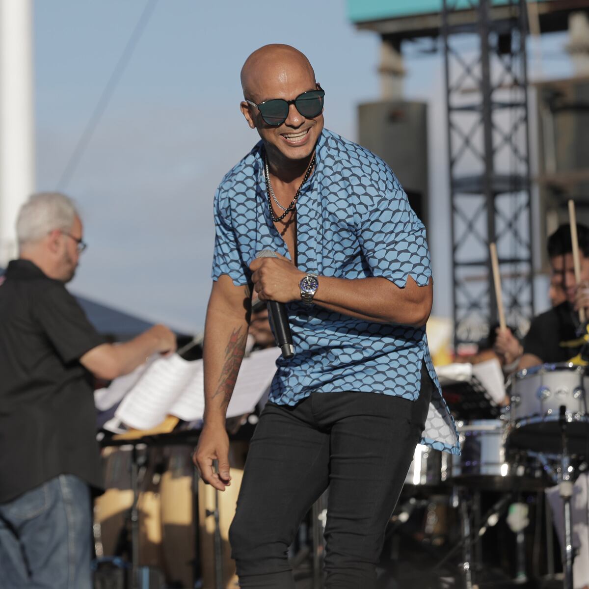 Michael Stuart está de estreno Primera Hora