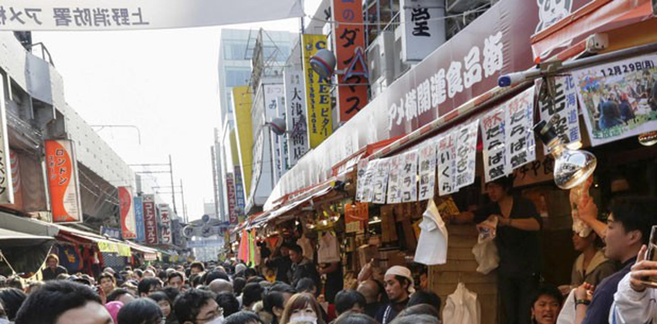 Tal es el "complejo" que acecha a los japoneses por no hablar un inglés correcto, que en algunos establecimientos de comida está prohibida la entrada de extranjeros para evitar problemas ocasionados por el idioma. (Archivo)