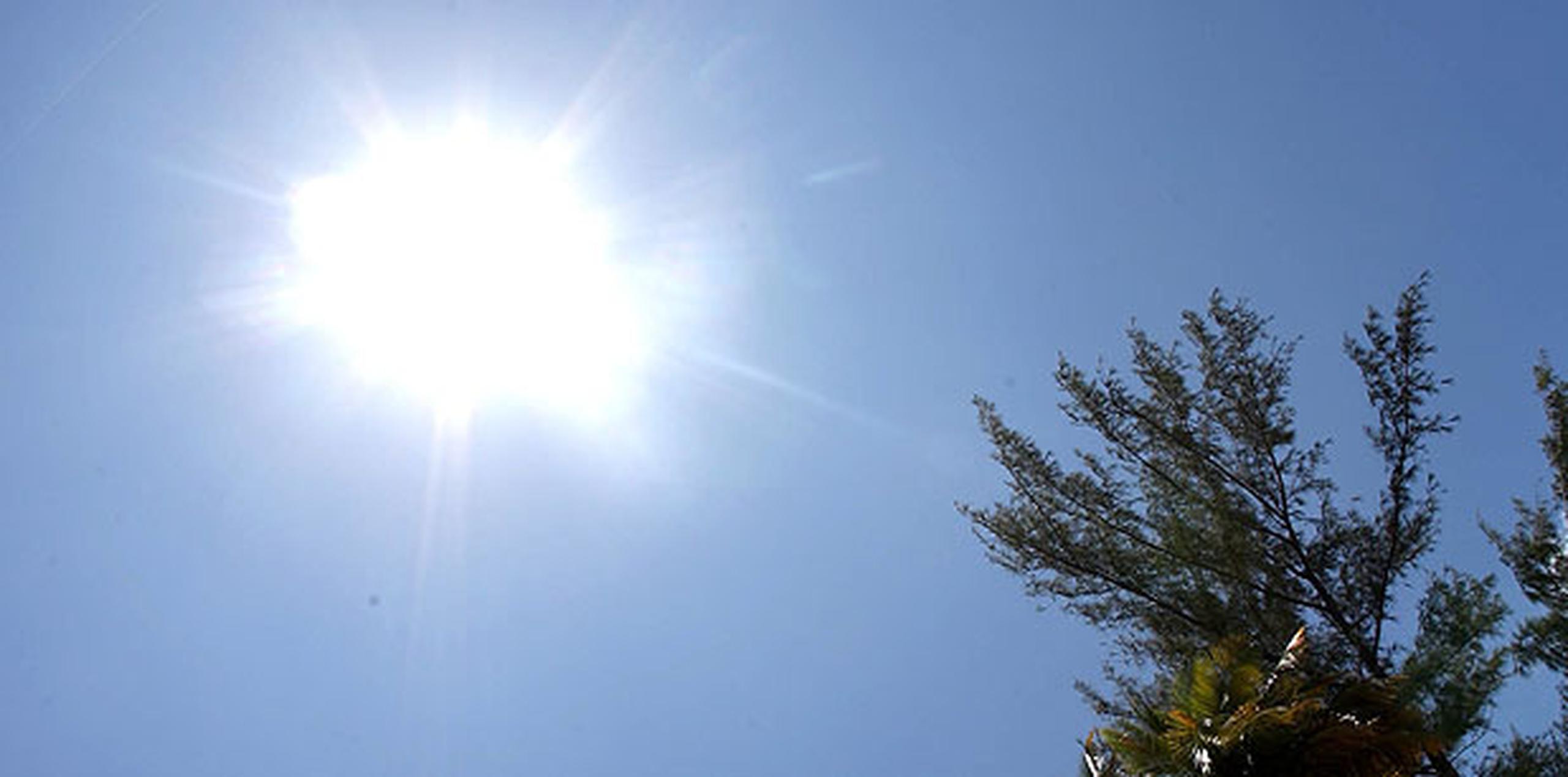 No será hasta el miércoles que aumentaría la humedad debido al paso de una onda tropical sobre la zona. (Archivo)